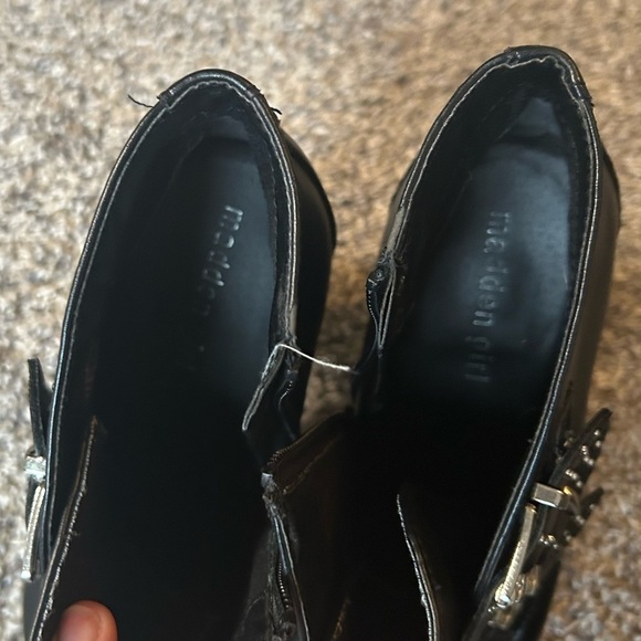 Madden Girl Sierra chunky heel ankle boots size 10 - Picture 5 of 9
